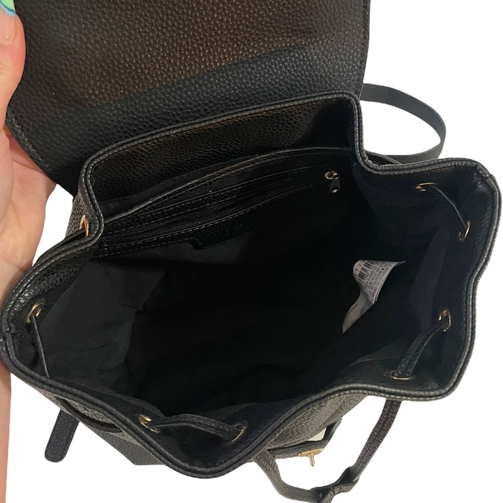 Black drawstring backpack - Picture 2 of 3